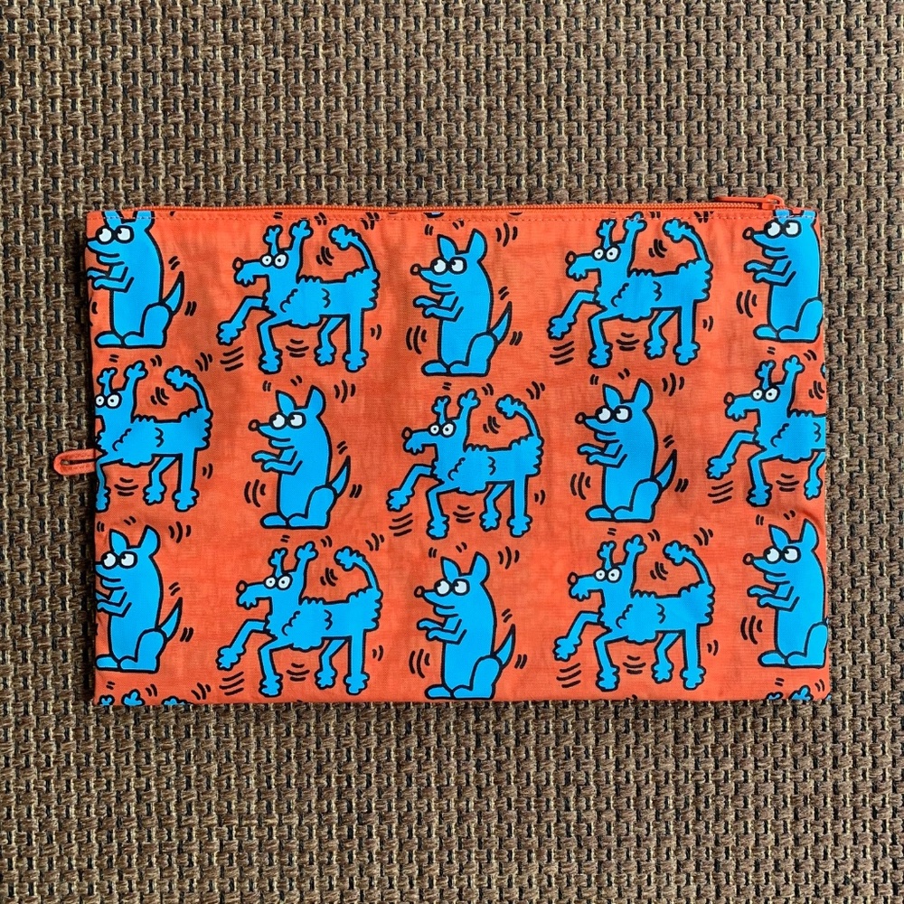BAGGU Go Pouch - Large/Keith Haring Dogs